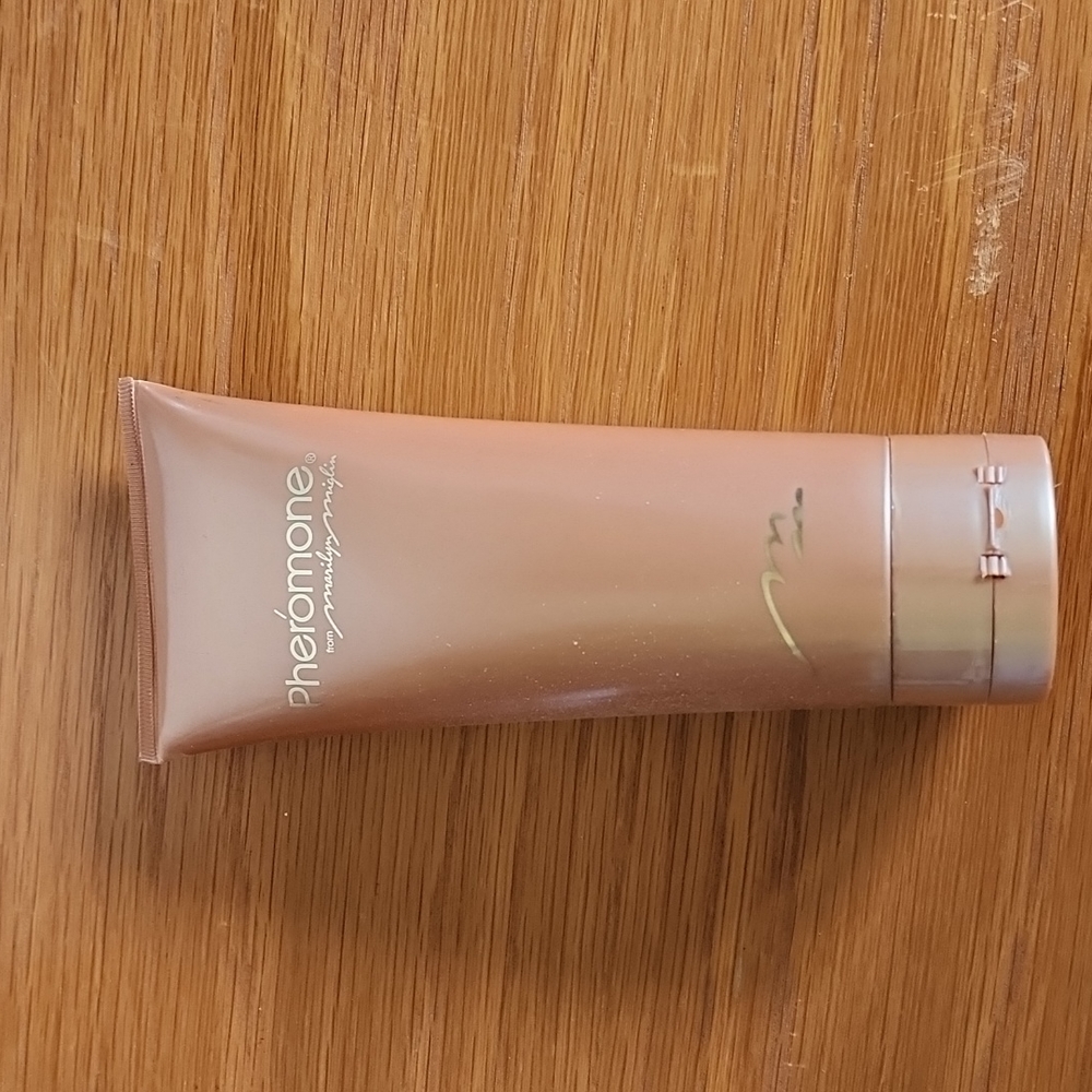 New Marilyn Miglin Super Rich Hand Cream